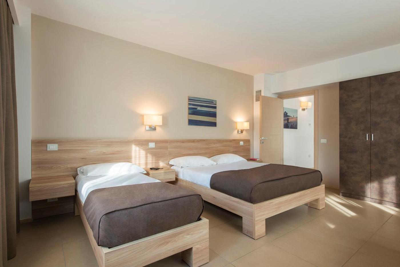 Hotel Dimorae Rooms And Suites - Apartments Civitanova Marche Kamer foto