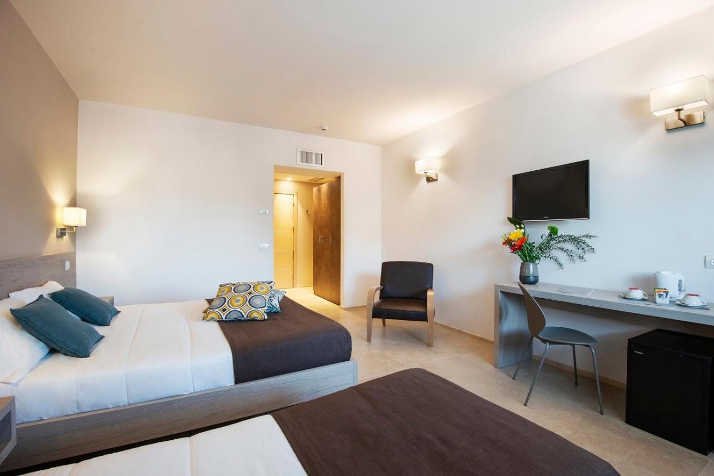 Hotel Dimorae Rooms And Suites - Apartments Civitanova Marche Kamer foto