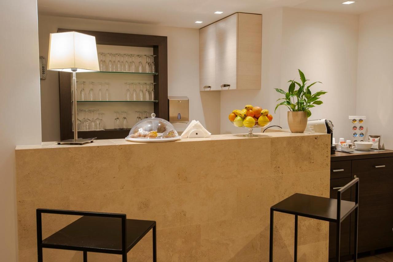 Hotel Dimorae Rooms And Suites - Apartments Civitanova Marche Buitenkant foto